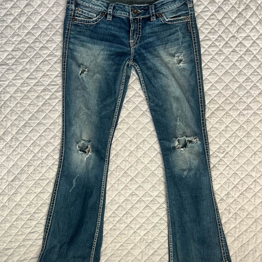 Silver Jeans Women's Boot Cut in Faded Blue